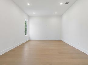 6402  Kenwood Avenue , Dallas Texas 75214