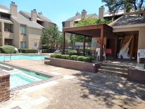 5550  Spring Valley Road  C16, Dallas Texas 75254