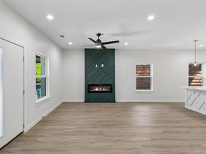 3324  Navaro Street , Dallas Texas 75212