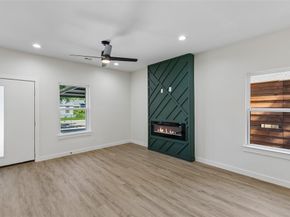 3324  Navaro Street , Dallas Texas 75212