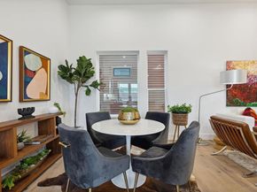 4208  Live Oak Street  201, Dallas Texas 75204