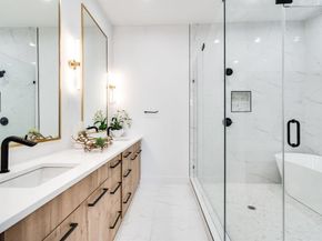 4208  Live Oak Street  201, Dallas Texas 75204
