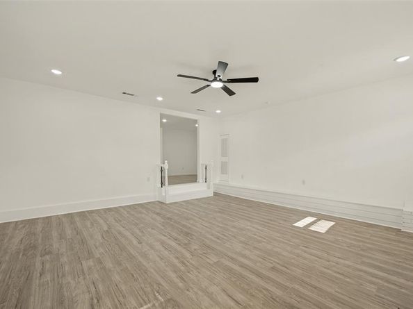 6825  Jewell Avenue , Fort Worth Texas 76112