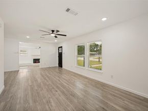 6825  Jewell Avenue , Fort Worth Texas 76112