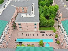 2305  Worthington Street  114, Dallas Texas 75204