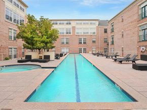2305  Worthington Street  114, Dallas Texas 75204