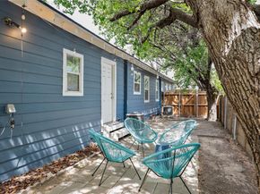 112 N Adams Avenue , Dallas Texas 75208