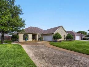 1022  Belmont Drive , Kennedale Texas 76060