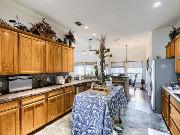 1022  Belmont Drive , Kennedale Texas 76060