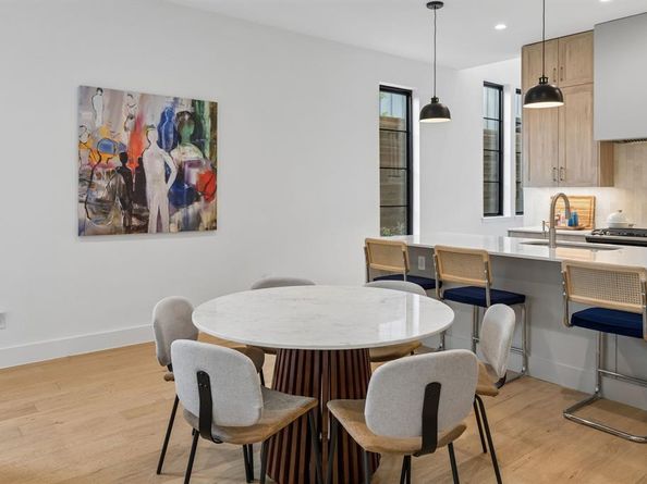 1208  Haines Avenue , Dallas Texas 75208