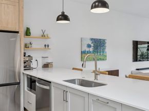 1208  Haines Avenue , Dallas Texas 75208