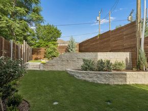 1208  Haines Avenue , Dallas Texas 75208