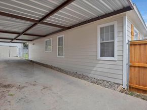 2815 W 8th Street , Dallas Texas 75211
