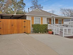 2815 W 8th Street , Dallas Texas 75211
