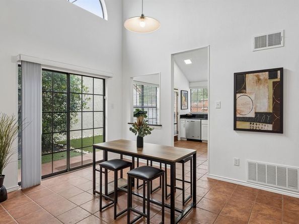 623  Rancho Circle , Irving Texas 75063