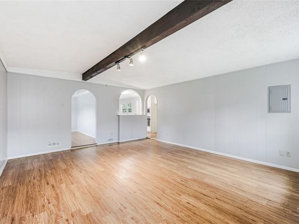 8033  Pinewood Drive , Benbrook Texas 76116