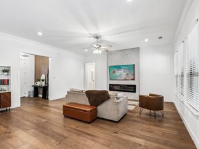 515 W Laureland Road , Dallas Texas 75232