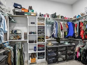 515 W Laureland Road , Dallas Texas 75232