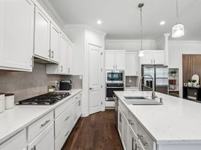 515 W Laureland Road , Dallas Texas 75232