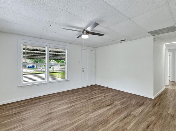 613  Cheyenne Road , Dallas Texas 75217