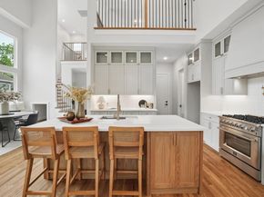 2610  Emmett Street , Dallas Texas 75211