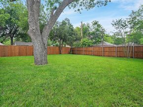 2610  Emmett Street , Dallas Texas 75211