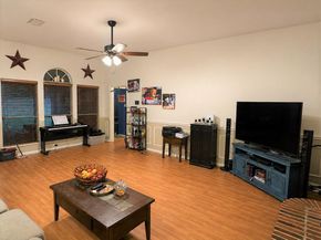 3125  Watercress Circle , Arlington Texas 76012