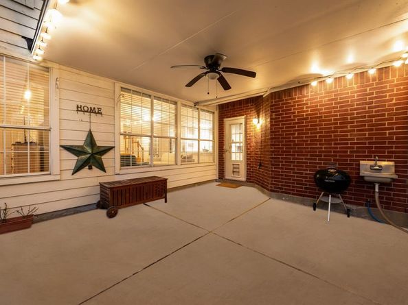 6206  Hidden Springs Lane , Garland Texas 75044