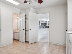 1006  Cochran Road , Argyle Texas 76226