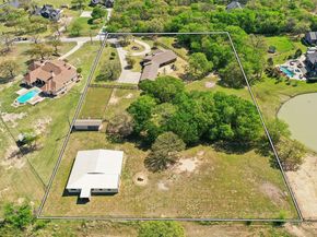 1006  Cochran Road , Argyle Texas 76226