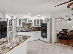 1006  Cochran Road , Argyle Texas 76226