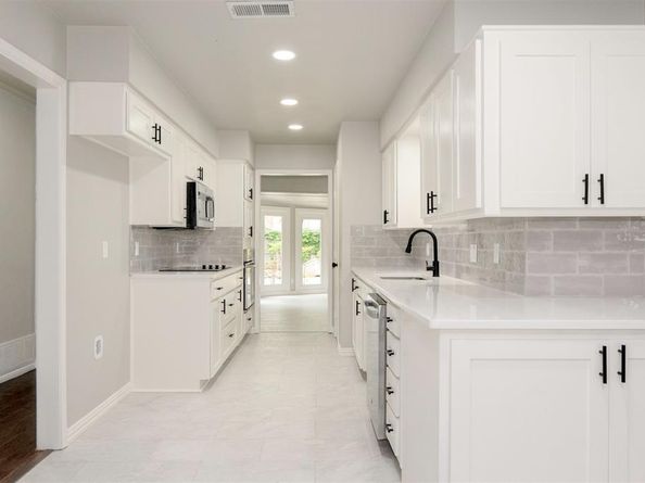 2958  Wentwood Drive , Grapevine Texas 76051