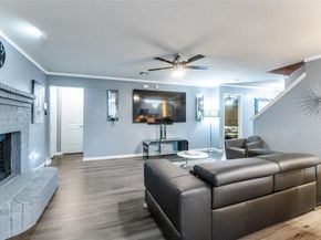 838  Smokey Oak Street , Lancaster Texas 75146