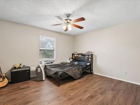 930  Southmoor Drive , Arlington Texas 76010