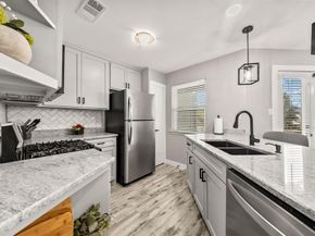 630 W Canty Street  B3, Dallas Texas 75208
