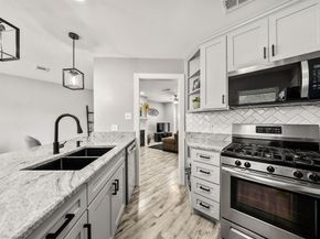 630 W Canty Street  B3, Dallas Texas 75208