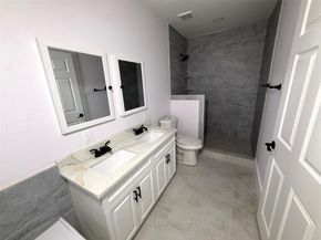 2502 W Lovers Lane , Dallas Texas 75235