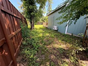2502 W Lovers Lane , Dallas Texas 75235