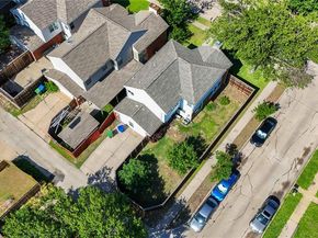 4201  Phoenix  , Carrollton Texas 75010