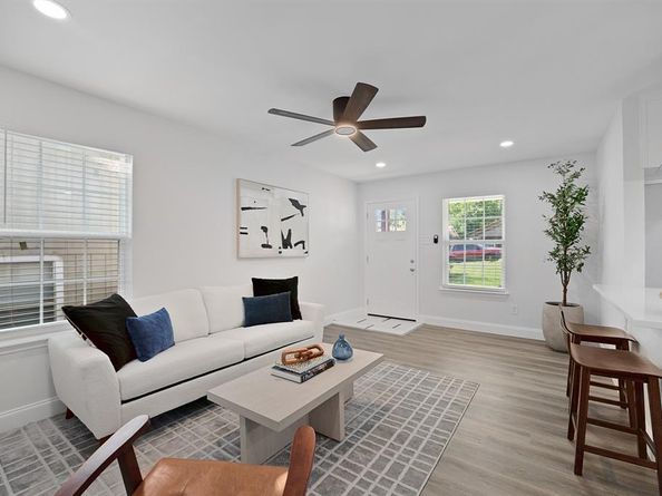 6003  Calloway Court , Fort Worth Texas 76114
