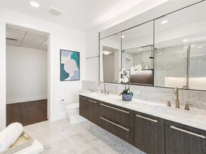 3130 N Harwood Street  1902, Dallas Texas 75201