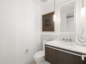 3130 N Harwood Street  1902, Dallas Texas 75201