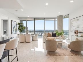 3130 N Harwood Street  1902, Dallas Texas 75201