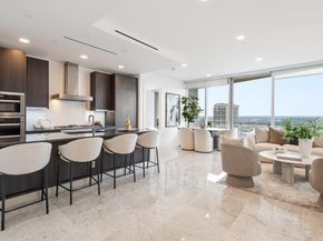 3130 N Harwood Street  1902, Dallas Texas 75201
