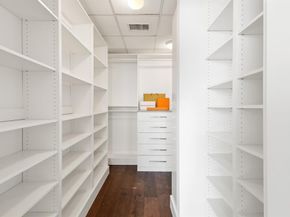 3130 N Harwood Street  1902, Dallas Texas 75201