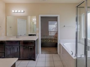 1046  Chandler Street , Kennedale Texas 76060