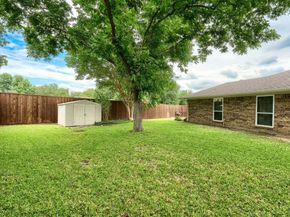 106  Waits Circle , Garland Texas 75043