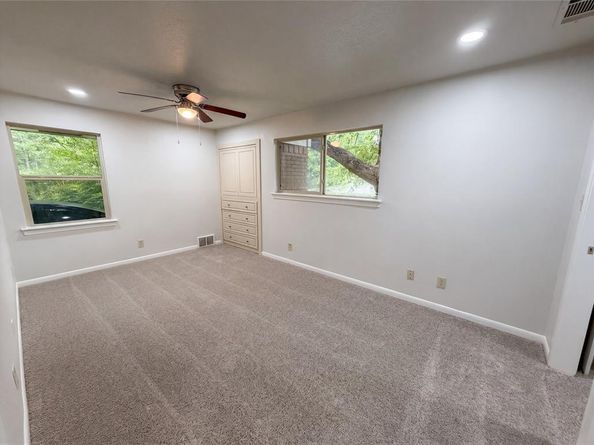 6878  Burwood Lane , Dallas Texas 75214