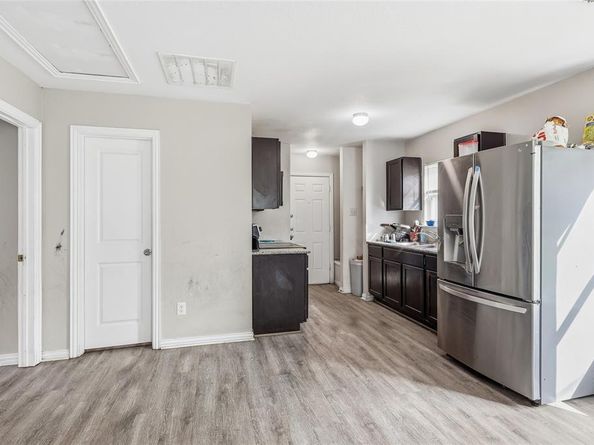 2826  Marburg Street , Dallas Texas 75215