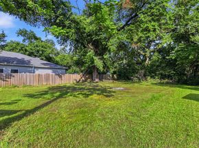 2826  Marburg Street , Dallas Texas 75215
